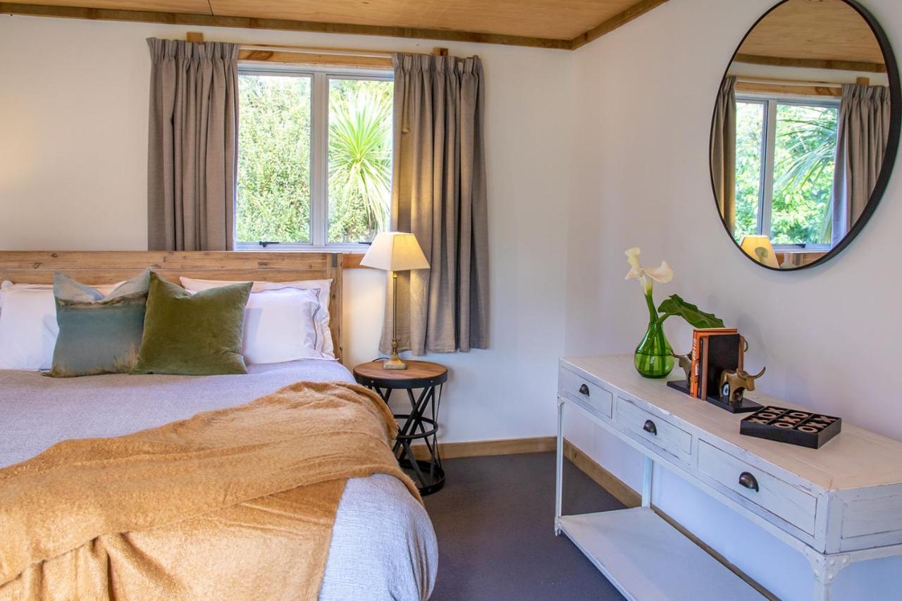 Parohe Island Retreat Hotel Auckland Buitenkant foto